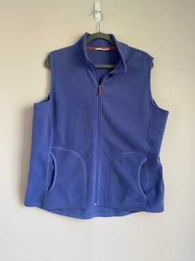 Woolrich women’s XL PURPLE FLEECE VEST